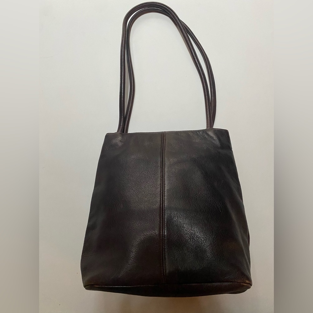A. Giannetti genuine pebbled leather purse